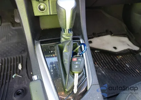 2018 Toyota Corolla Le from USA, damaged, VIN 5YFBURHE8JP852623